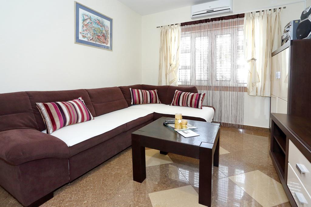 Apartments Melita Bibinje Quarto foto