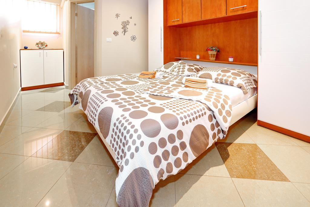 Apartments Melita Bibinje Quarto foto